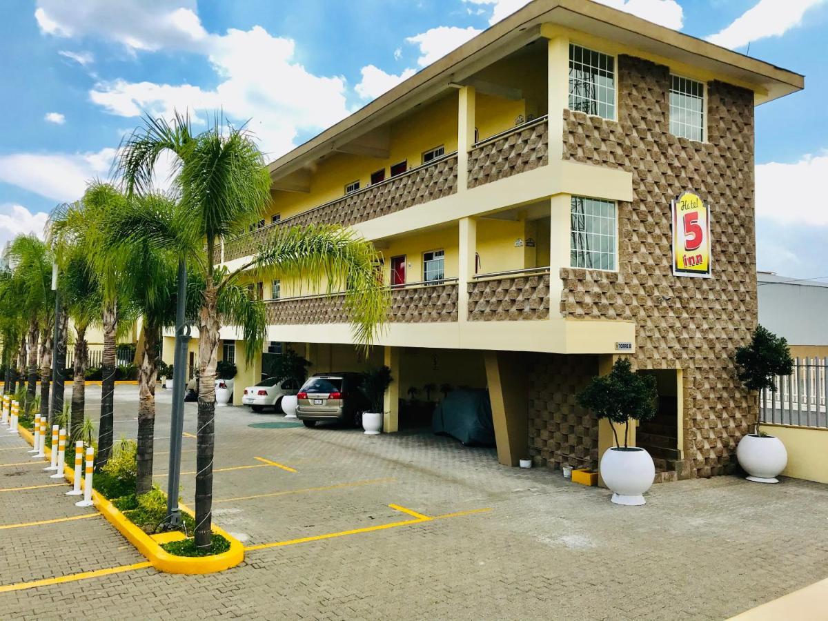 Hotel 5 Inn Silao Exterior photo
